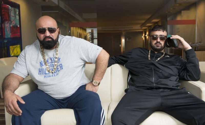 koeftespiess-bis-premium-wodka:-so-wurden-rapper-wie-xatar,-haftbefehl-und-capital-bra-zu-unternehmern koeftespiess-bis-premium-wodka:-so-wurden-rapper-wie-xatar,-haftbefehl-und-capital-bra-zu-unternehmern