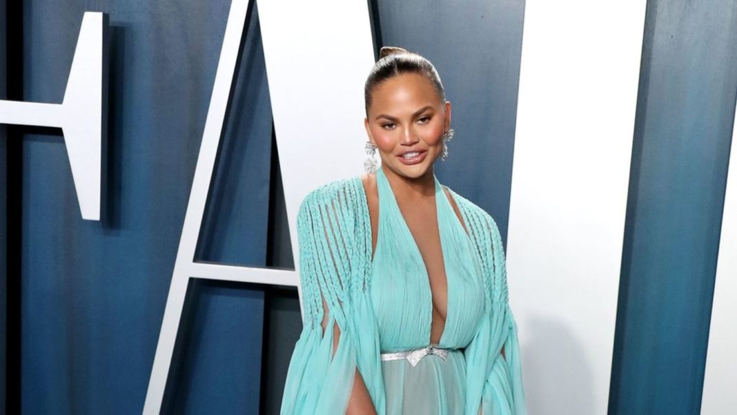 model:-nach-tragischer-fehlgeburt:-chrissy-teigen-will-durch-kuenstliche-befruchtung-schwanger-werden