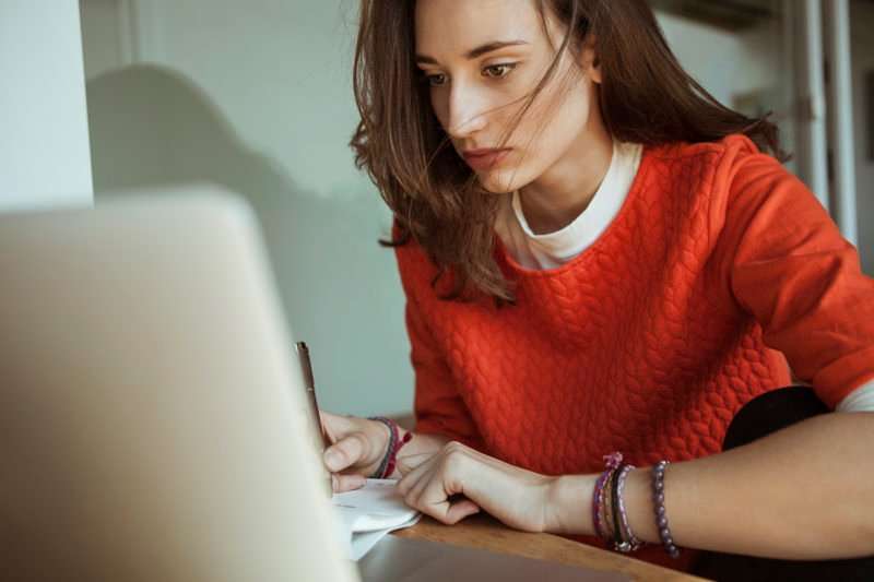 voelliger-fokus:-fuenf-tipps,-die-euch-helfen,-in-den-flow-zu-kommen-—-und-wie-euch-das-in-job-und-privatleben-hilft voelliger-fokus:-fuenf-tipps,-die-euch-helfen,-in-den-flow-zu-kommen-—-und-wie-euch-das-in-job-und-privatleben-hilft