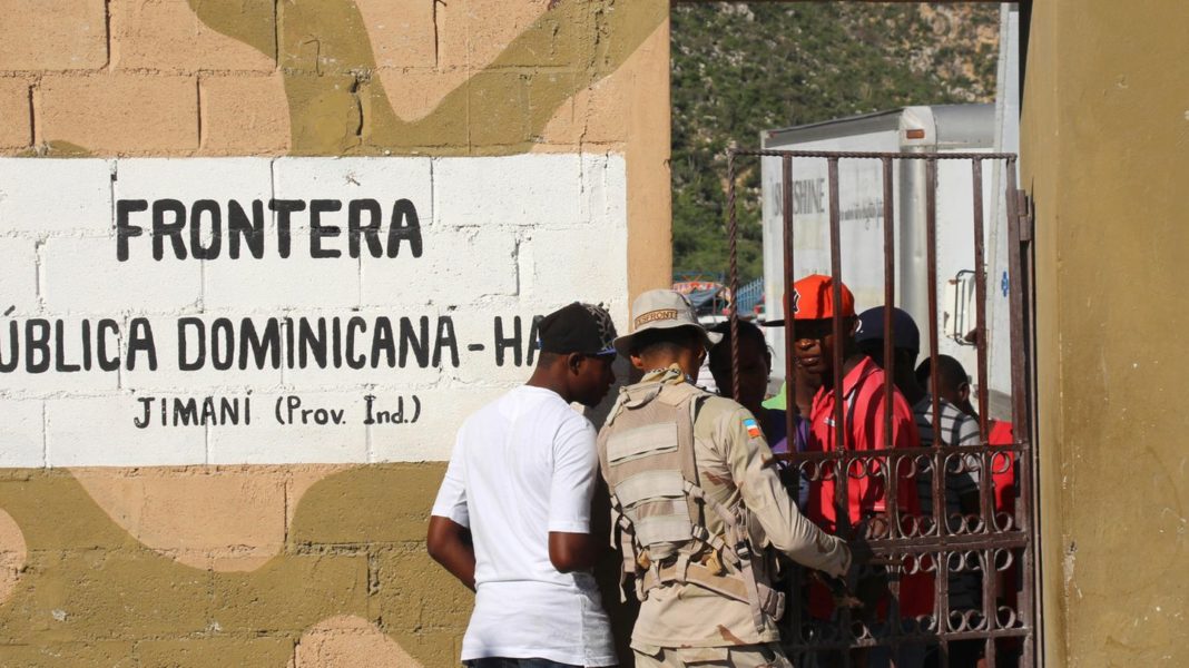 urlaubsparadies-neben-katastrophengebiet:-dominikanische-republik-baut-grenzmauer-zu-haiti-–-deshalb-ist-die-beziehung-zwischen-den-laendern-so-kompliziert