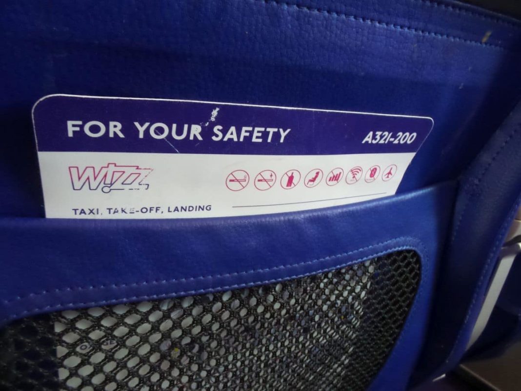 ukraine:-wizz-air-crewmitglieder-auf-der-flucht-nach-polen ukraine:-wizz-air-crewmitglieder-auf-der-flucht-nach-polen