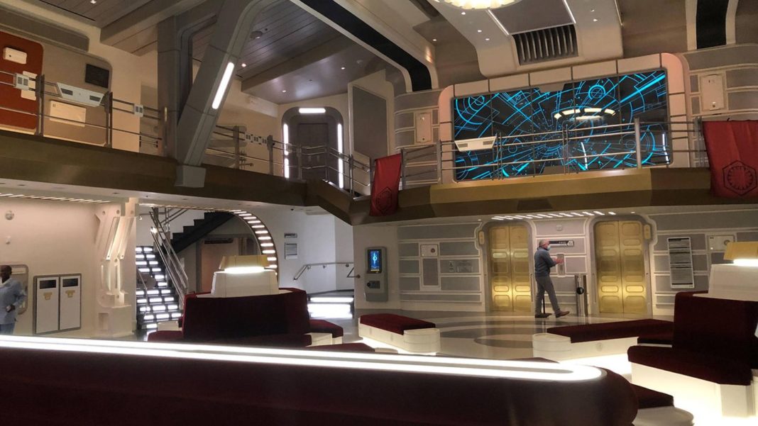 neue-attraktion-von-walt-disney:-“star-wars-galactic-starcruiser”:-ein-hotel-fuer-eingefleischte-fans neue-attraktion-von-walt-disney:-“star-wars-galactic-starcruiser”:-ein-hotel-fuer-eingefleischte-fans
