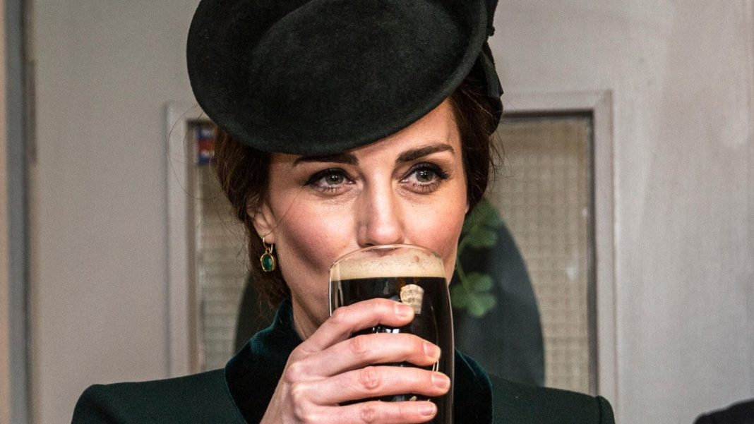 william,-kate,-charles-&-co.:-das-sind-die-lieblingskneipen-der-britischen-royals william,-kate,-charles-&-co.:-das-sind-die-lieblingskneipen-der-britischen-royals