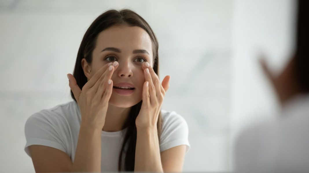 strahlkraft:-aha-peeling:-darauf-sollten-sie-bei-der-anwendung-des-saeure-peelings-achten strahlkraft:-aha-peeling:-darauf-sollten-sie-bei-der-anwendung-des-saeure-peelings-achten