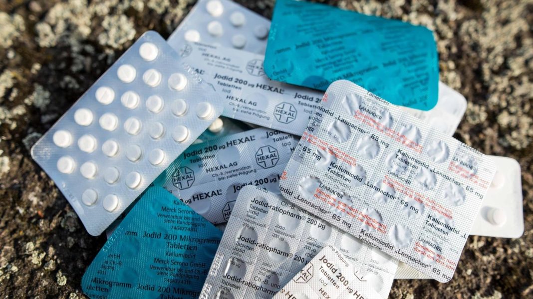krieg-in-der-ukraine:-bundesamt-fuer-strahlenschutz-warnt-vor-einnahme-von-jodtabletten krieg-in-der-ukraine:-bundesamt-fuer-strahlenschutz-warnt-vor-einnahme-von-jodtabletten