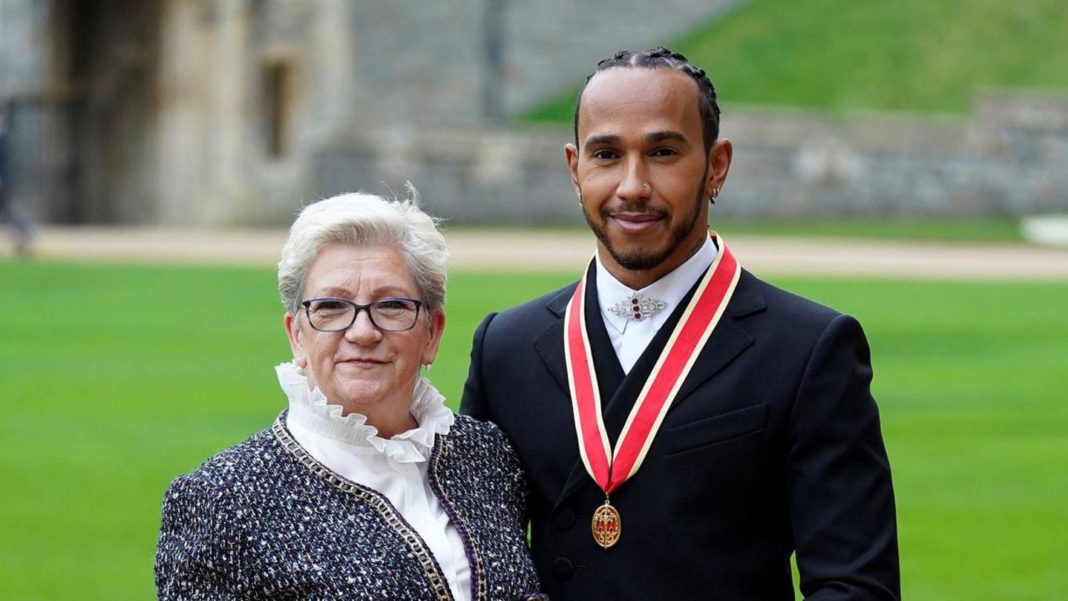 lewis-hamilton:-lewis-hamilton-laesst-seinen-namen-aendern lewis-hamilton:-lewis-hamilton-laesst-seinen-namen-aendern