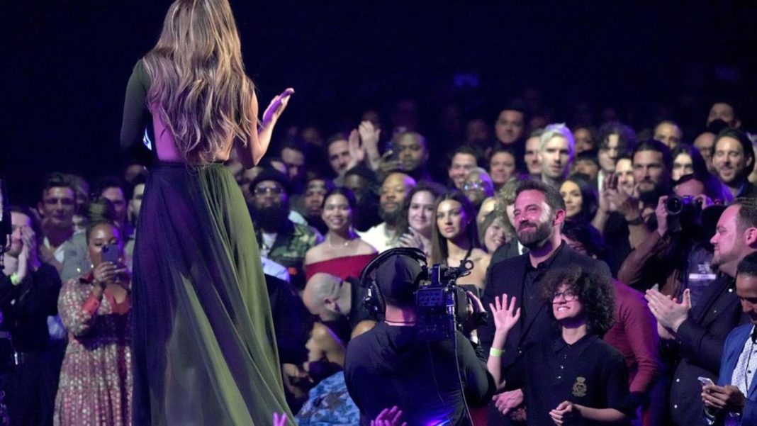 jennifer-lopez:-applaus-von-tochter-emme-und-ben-affleck jennifer-lopez:-applaus-von-tochter-emme-und-ben-affleck