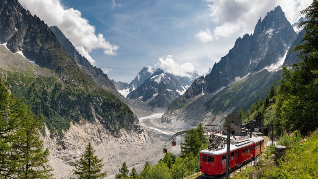 alpenbahnen:-hoch-hinaus-in-den-alpen:-das-sind-die-schoensten-berg-und-zahnradbahnen alpenbahnen:-hoch-hinaus-in-den-alpen:-das-sind-die-schoensten-berg-und-zahnradbahnen