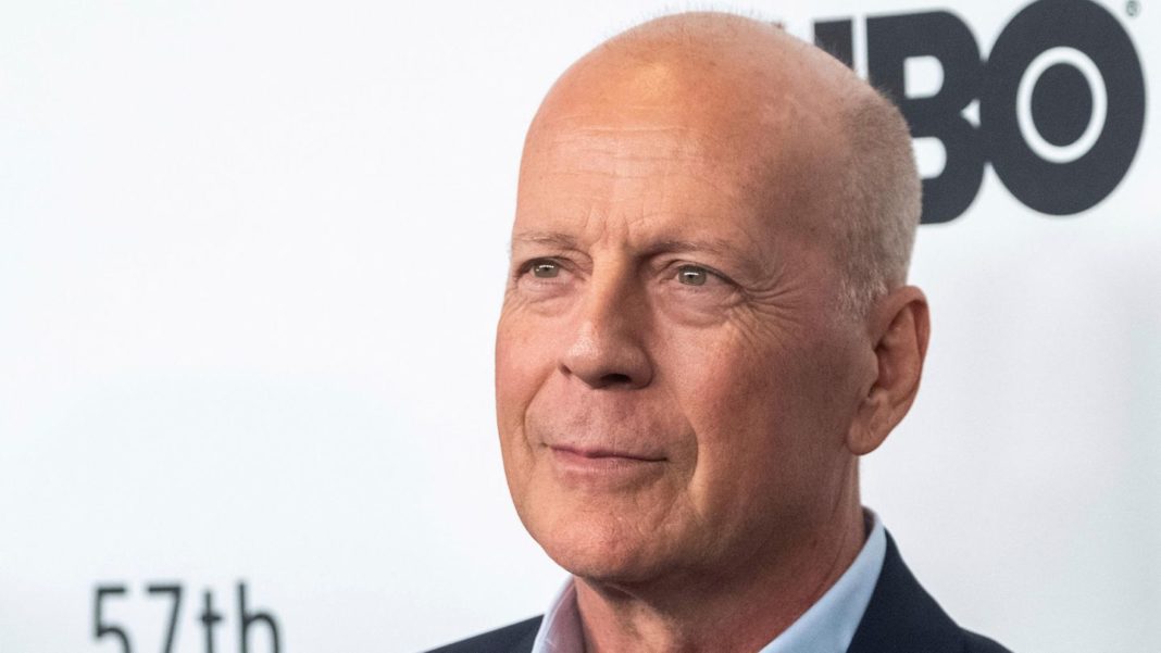 schauspieler-beendet-karriere:-“goldene-himbeere”-verleiher-ersparen-bruce-willis-eine-letzte-erniedrigung schauspieler-beendet-karriere:-“goldene-himbeere”-verleiher-ersparen-bruce-willis-eine-letzte-erniedrigung