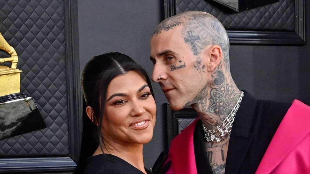 kourtney-kardashian-und-travis-barker:-die-grammys,-tequila-und-eine-hochzeit kourtney-kardashian-und-travis-barker:-die-grammys,-tequila-und-eine-hochzeit