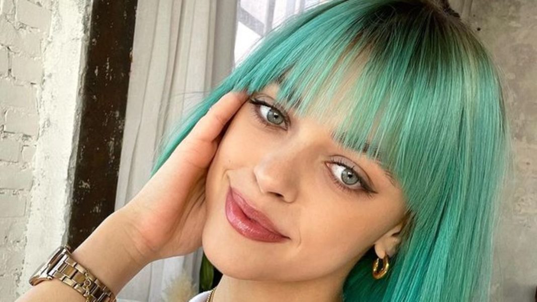 “germany’s-next-topmodel”:-gntm-kandidatin-vanessa-ueberrascht-mit-blonder-lockenpracht “germany’s-next-topmodel”:-gntm-kandidatin-vanessa-ueberrascht-mit-blonder-lockenpracht