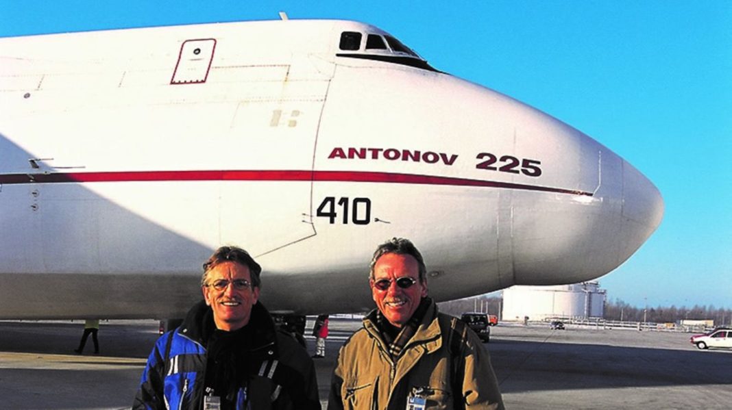 groesstes-flugzeug-der-welt:-“alles-war-gigantisch”-–-wie-ein-fotograf-seinen-flug-mit-der-antonow-an-225-erlebte groesstes-flugzeug-der-welt:-“alles-war-gigantisch”-–-wie-ein-fotograf-seinen-flug-mit-der-antonow-an-225-erlebte