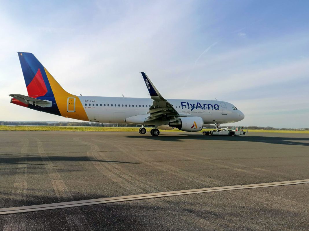 armenien:-erster-a320-traegt-flyarna-livery-und-crews-zeigen-sich-in-ihren-uniformen armenien:-erster-a320-traegt-flyarna-livery-und-crews-zeigen-sich-in-ihren-uniformen