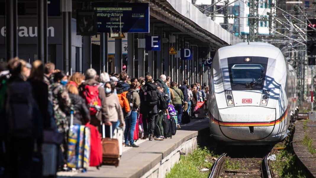 mobilitaetsplattformen:-wegen-behinderung-der-konkurrenz:-kartellamt-mahnt-deutsche-bahn-ab mobilitaetsplattformen:-wegen-behinderung-der-konkurrenz:-kartellamt-mahnt-deutsche-bahn-ab