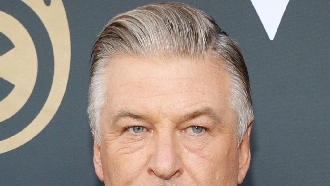 toedlicher-unfall-am-“rust”-set:-hoechststrafe-fuer-todesschuss:-so-reagiert-alec-baldwin toedlicher-unfall-am-“rust”-set:-hoechststrafe-fuer-todesschuss:-so-reagiert-alec-baldwin