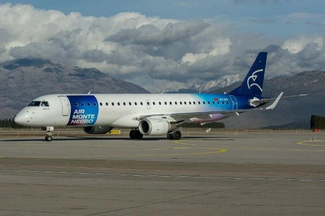 nach-knapp-zehn-monaten:-air-montenegro-in-eigener-livery-unterwegs nach-knapp-zehn-monaten:-air-montenegro-in-eigener-livery-unterwegs