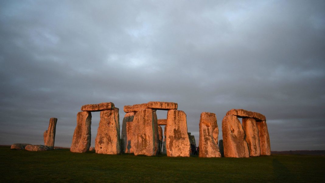 schon-fruehe-jaeger-sammler-gruppen-nutzten-umgebung-von-stonehenge schon-fruehe-jaeger-sammler-gruppen-nutzten-umgebung-von-stonehenge