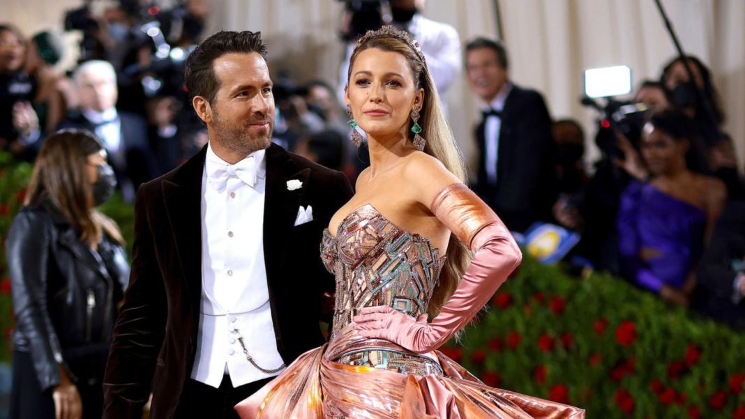 met-gala-2022:-das-sind-die-besten-looks-vom-roten-teppich met-gala-2022:-das-sind-die-besten-looks-vom-roten-teppich