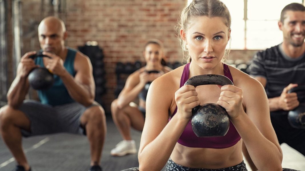 bauch,-beine,-po-und-winkearme:-zehn-fitnessuebungen-fuer-das-ganze-leben