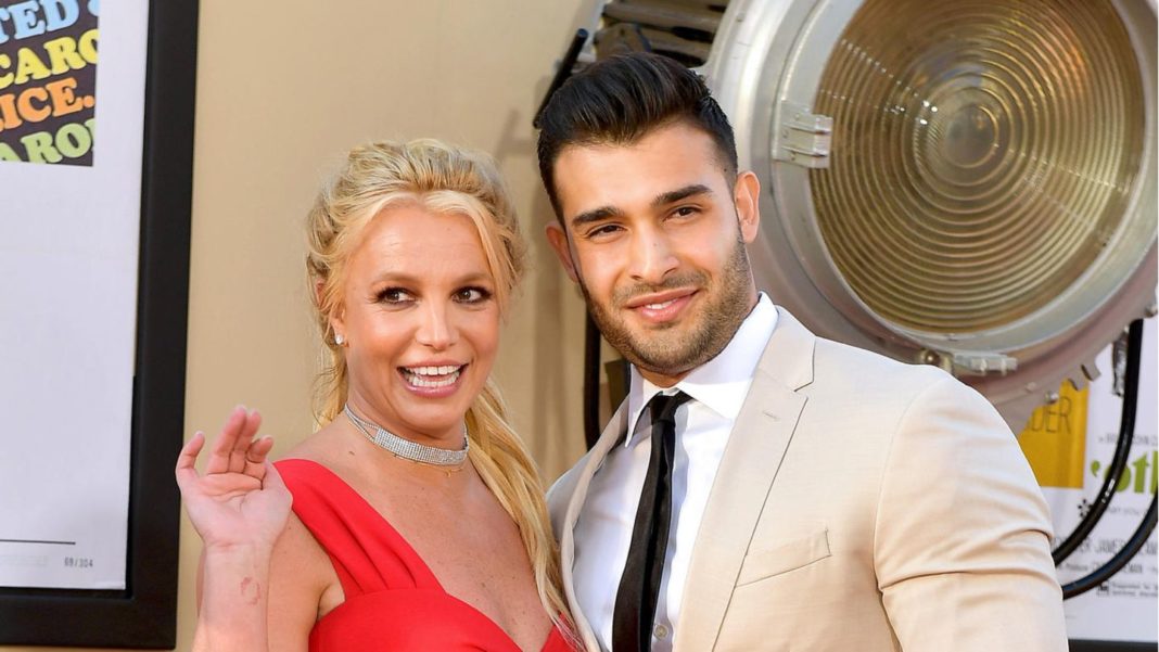 britney-spears:-sie-zeigt-erstes-foto-ihres-hochzeits-looks britney-spears:-sie-zeigt-erstes-foto-ihres-hochzeits-looks