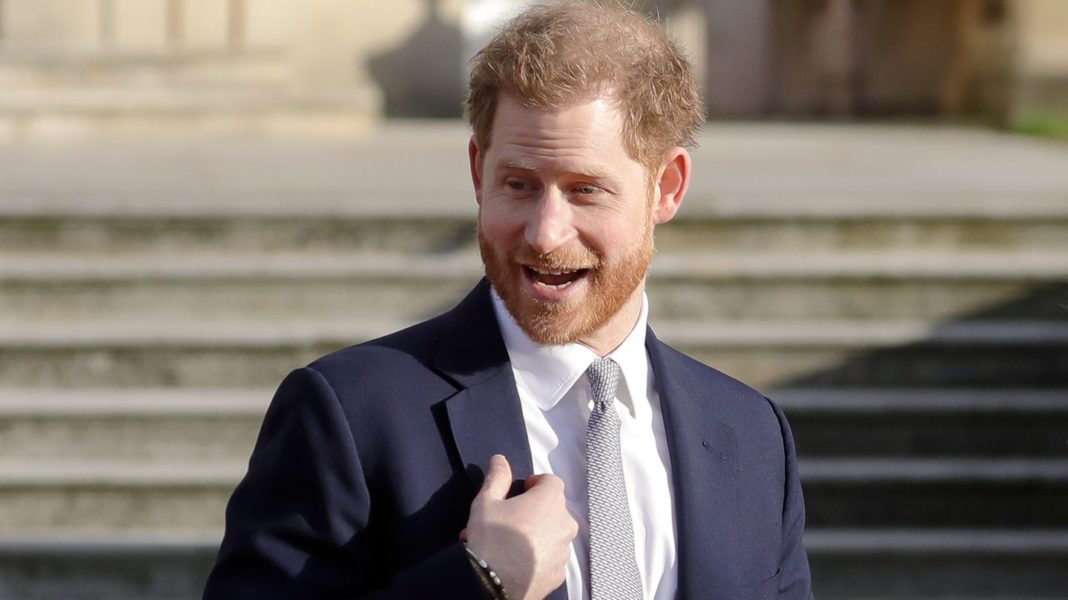 britischer-moderator:-“er-ist-ein-hingebungsvoller-ehemann-und-vater”:-james-corden-schwaermt-von-prinz-harry britischer-moderator:-“er-ist-ein-hingebungsvoller-ehemann-und-vater”:-james-corden-schwaermt-von-prinz-harry