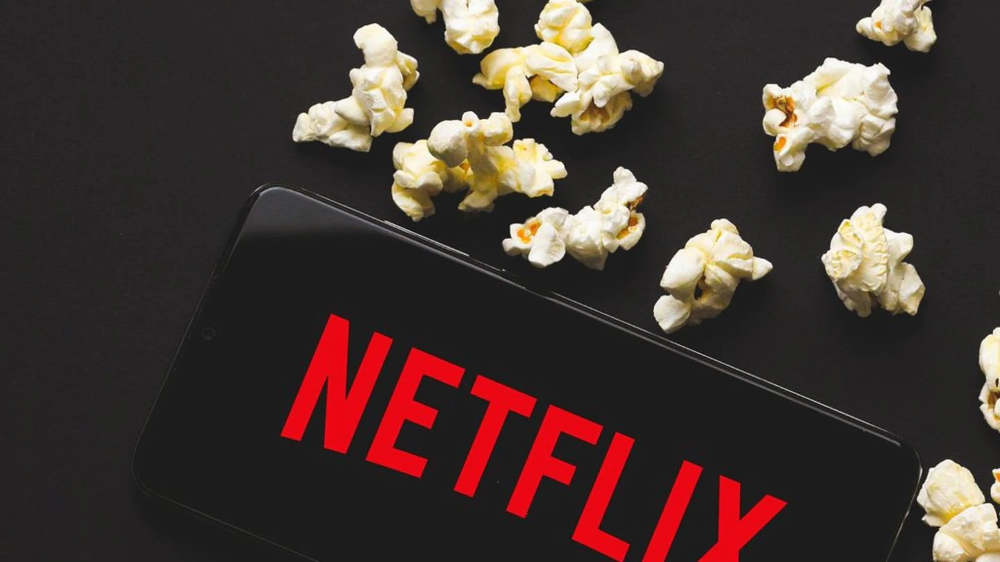 werbung-und-zusatzgebuehren:-wie-netflix-ums-ueberleben-kaempft werbung-und-zusatzgebuehren:-wie-netflix-ums-ueberleben-kaempft