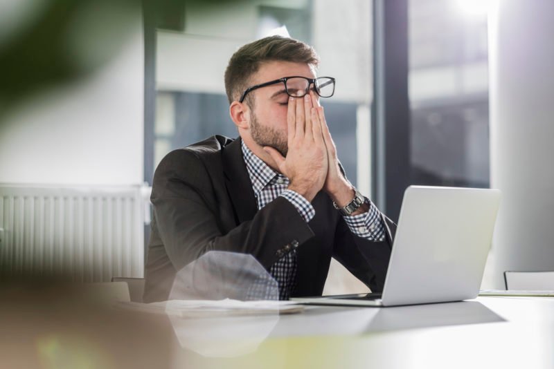 „typische-risikogruppe-maenner-mitte-30-an-der-boerse“:-welche-symptome-stress-auf-der-arbeit-ausloesen-kann „typische-risikogruppe-maenner-mitte-30-an-der-boerse“:-welche-symptome-stress-auf-der-arbeit-ausloesen-kann