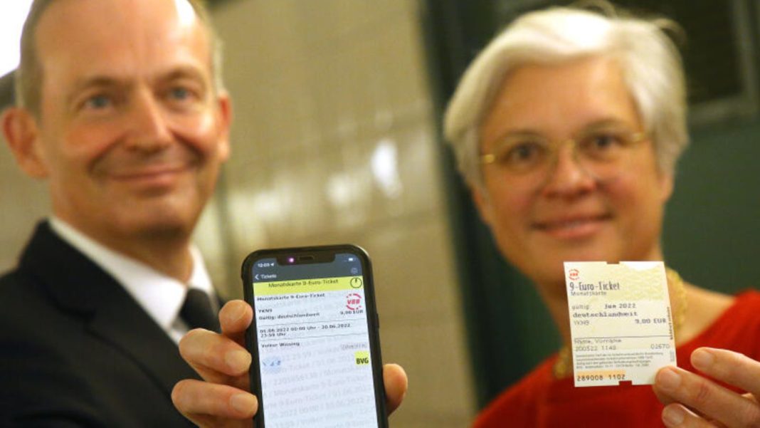 bundesrat-beschluss:-ab-1.-juni-geht-es-los:-das-deutschlandweite-9-euro-ticket-kommt bundesrat-beschluss:-ab-1.-juni-geht-es-los:-das-deutschlandweite-9-euro-ticket-kommt