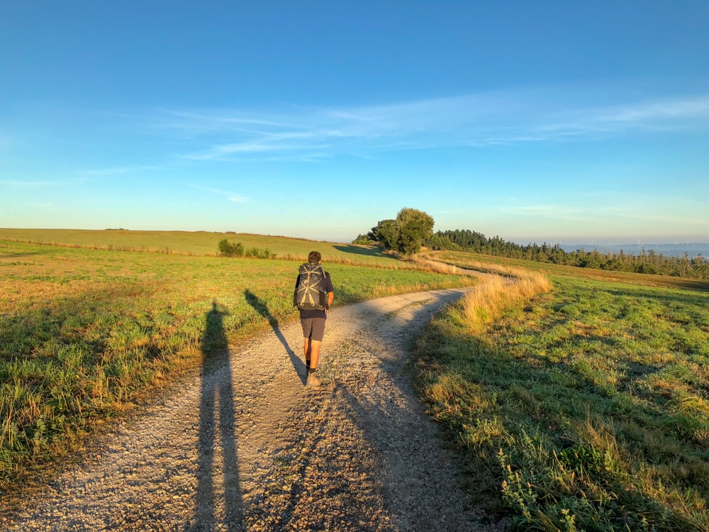 5-utensilien,-die-bei-einem-wanderurlaub-nicht-fehlen-duerfen 5-utensilien,-die-bei-einem-wanderurlaub-nicht-fehlen-duerfen
