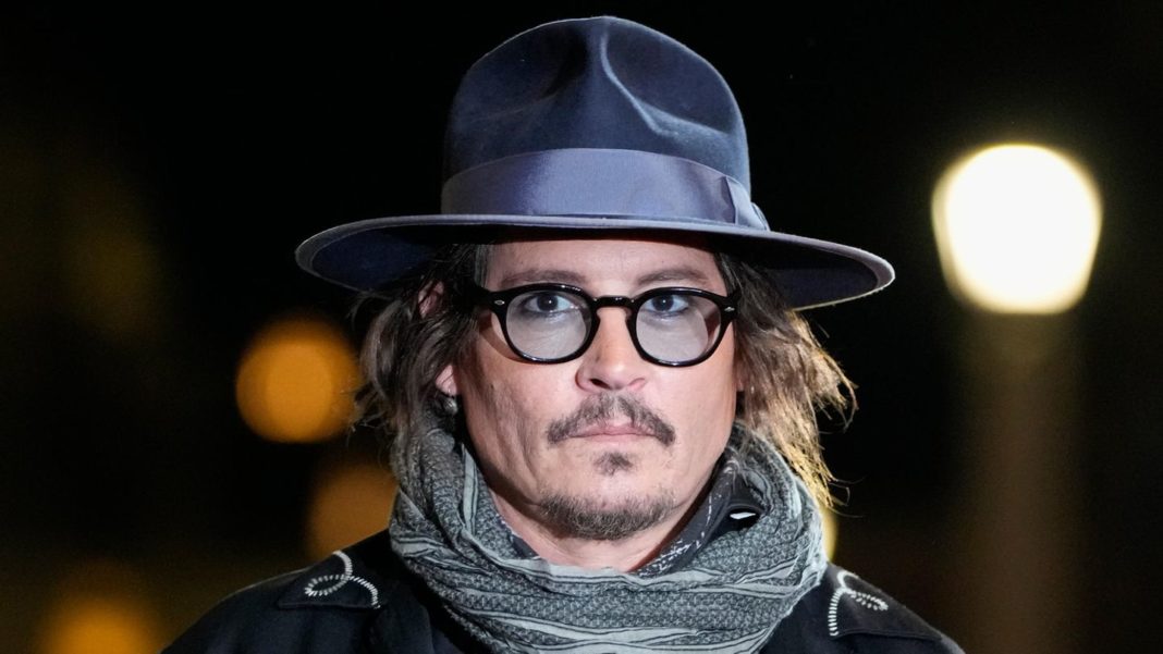 depp-heard-prozess:-was-hinter-johnny-depps-fassade-steckt depp-heard-prozess:-was-hinter-johnny-depps-fassade-steckt