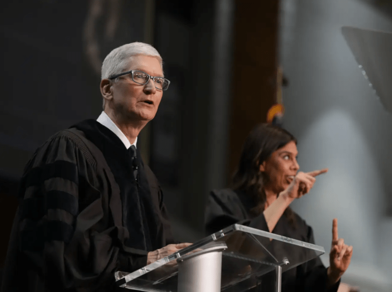 die-besten-karrieretipps-fuer-uni-absolventen-von-top-unternehmern-wie-apple-ceo-tim-cook-und-snap-gruender-evan-spiegel die-besten-karrieretipps-fuer-uni-absolventen-von-top-unternehmern-wie-apple-ceo-tim-cook-und-snap-gruender-evan-spiegel