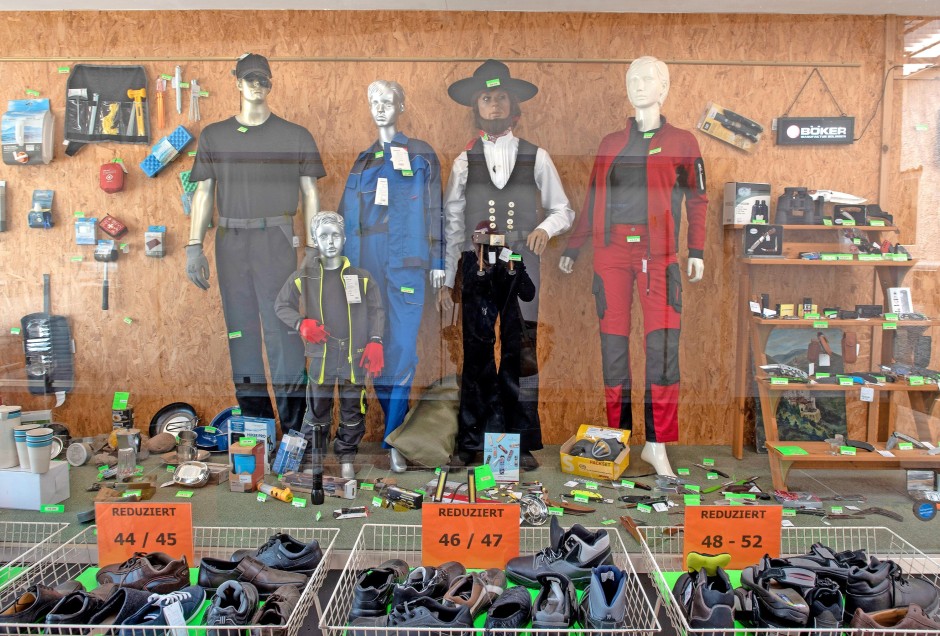 kaufhaus-schwalbach-in-laubach:-militaerbekleidung-und-xxxxxxxxl-inklusive kaufhaus-schwalbach-in-laubach:-militaerbekleidung-und-xxxxxxxxl-inklusive