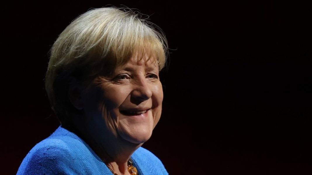 angela-merkel:-altkanzlerin-ueber-neuen-lebensabschnitt angela-merkel:-altkanzlerin-ueber-neuen-lebensabschnitt