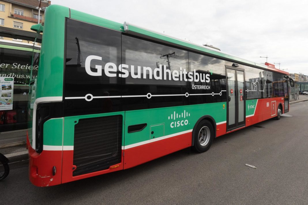 massnahme-gegen-aerztemangel:-wenn-die-ordination-per-bus-anrollt massnahme-gegen-aerztemangel:-wenn-die-ordination-per-bus-anrollt