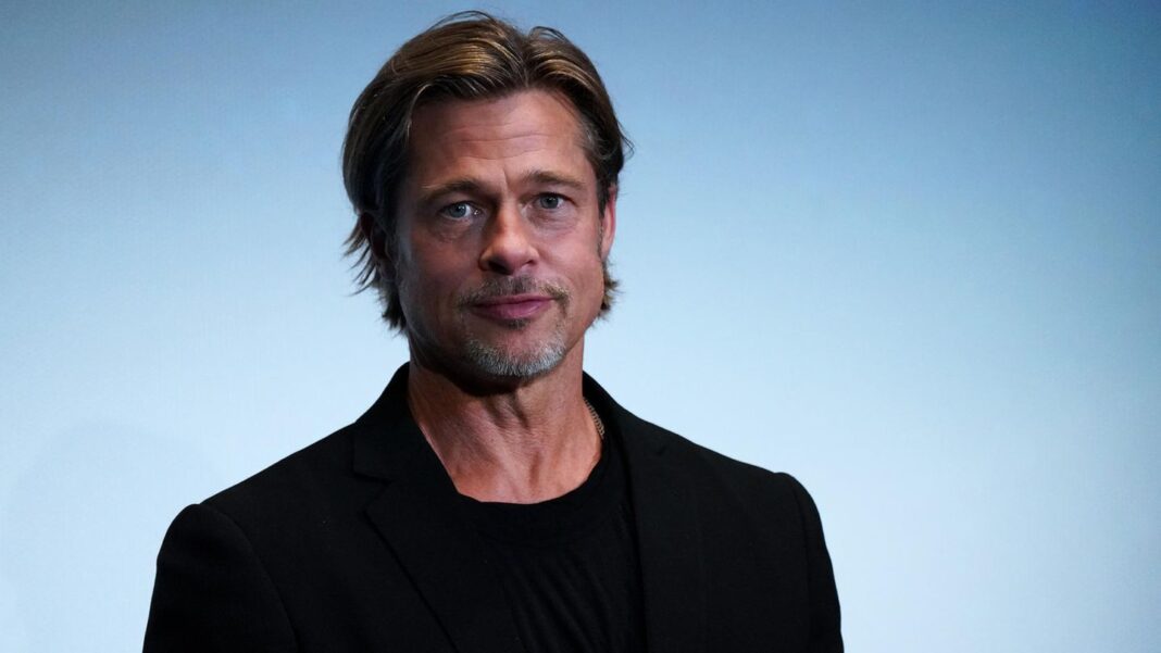tiefsinniges-interview:-brad-pitt-fuehrt-ein-traumtagebuch-und-wurde-oft-in-seinen-traeumen-erstochen tiefsinniges-interview:-brad-pitt-fuehrt-ein-traumtagebuch-und-wurde-oft-in-seinen-traeumen-erstochen