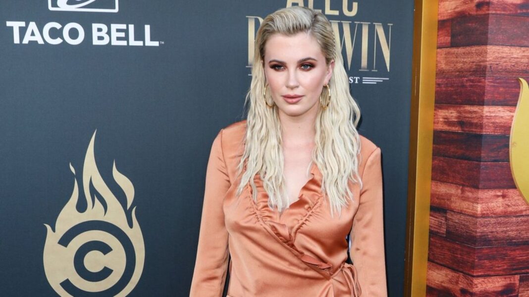 ireland-baldwin-enthuellt:-sie-wurde-als-teenagerin-vergewaltigt ireland-baldwin-enthuellt:-sie-wurde-als-teenagerin-vergewaltigt