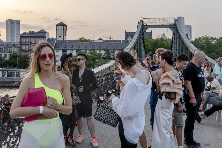 frankfurt-fashion-week:-meinen-sie-das-ernst? frankfurt-fashion-week:-meinen-sie-das-ernst?