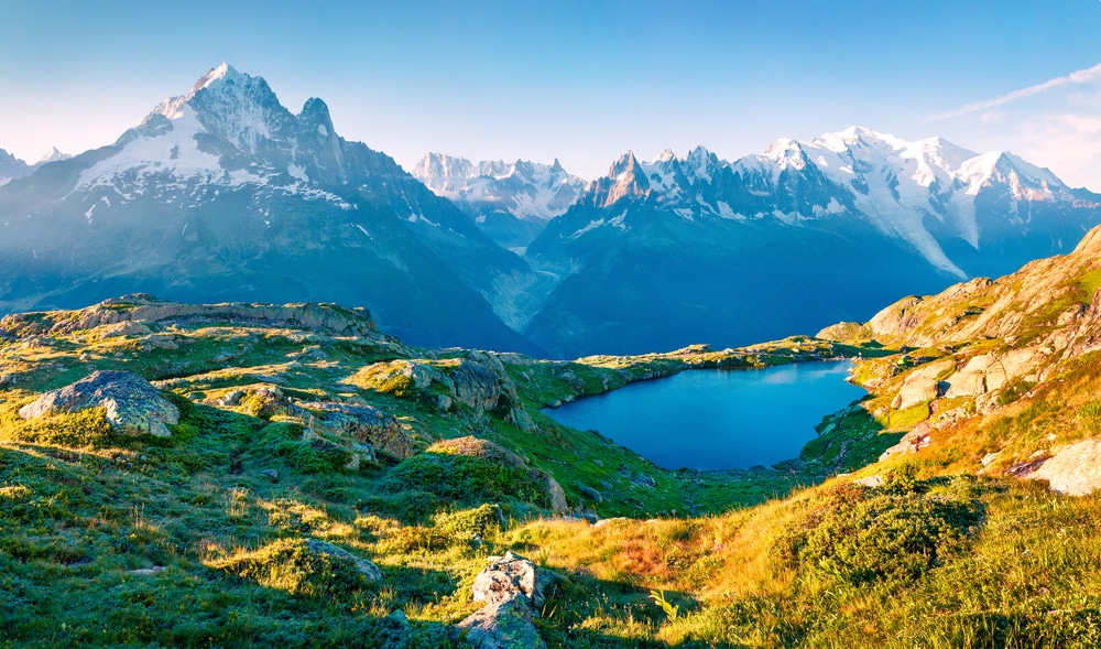 auvergne-rhone-alpes-–-frische-luft,-tolle-natur-&-ruhe auvergne-rhone-alpes-–-frische-luft,-tolle-natur-&-ruhe