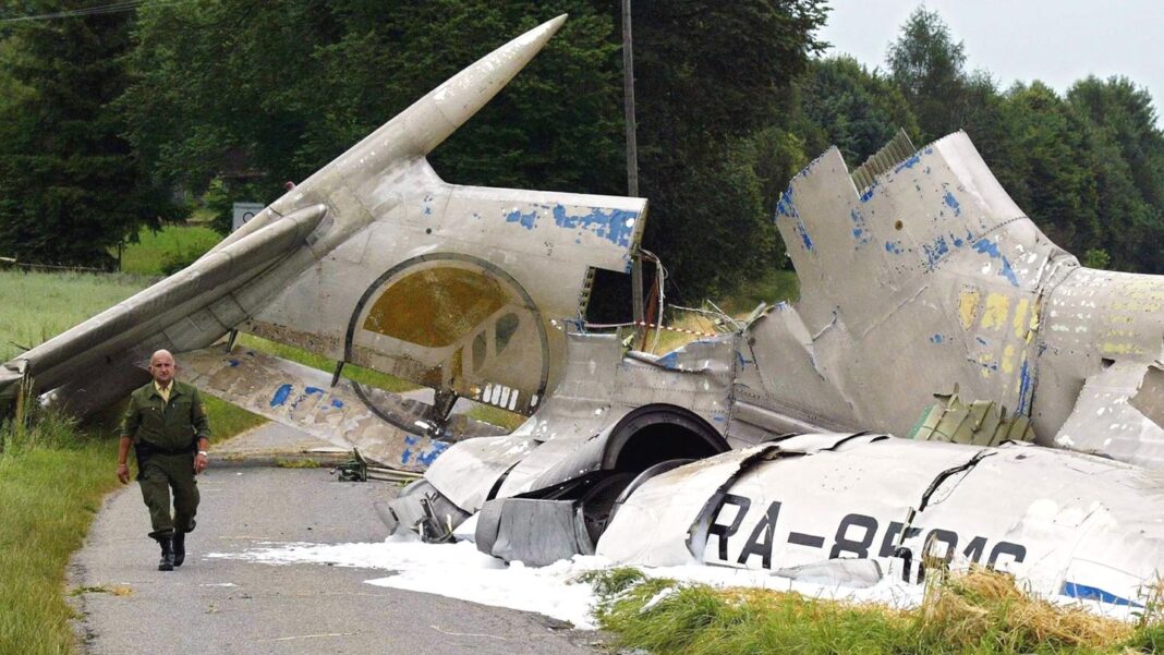 follow-me:-kreuzende-kurse-–-die-flugzeugkatastrophe-von-ueberlingen-mit-71-toten-am-1.-juli-2002 follow-me:-kreuzende-kurse-–-die-flugzeugkatastrophe-von-ueberlingen-mit-71-toten-am-1.-juli-2002