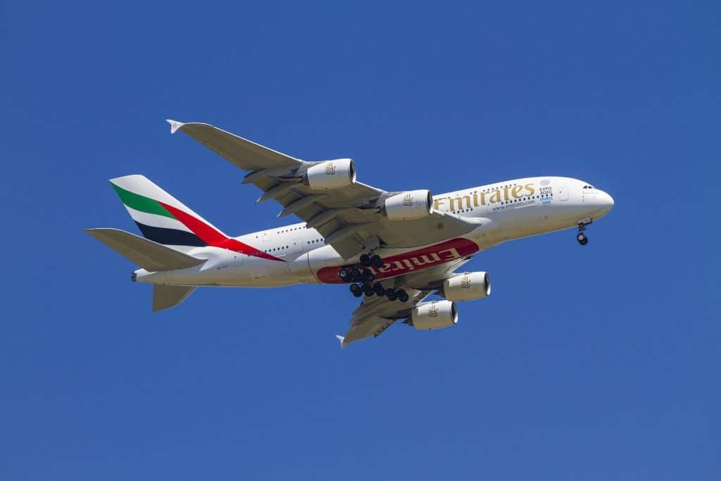 airbus-a380:-emirates-flog-13-stunden-lang-mit-loch-im-rumpf-nach-australien airbus-a380:-emirates-flog-13-stunden-lang-mit-loch-im-rumpf-nach-australien