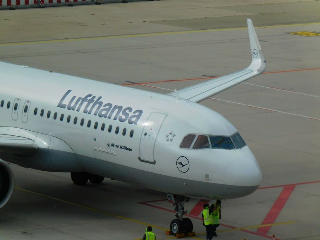 passagiere-sitzen-gelassen:-lufthansa-flog-lieber-ferry-von-frankfurt-nach-berlin passagiere-sitzen-gelassen:-lufthansa-flog-lieber-ferry-von-frankfurt-nach-berlin