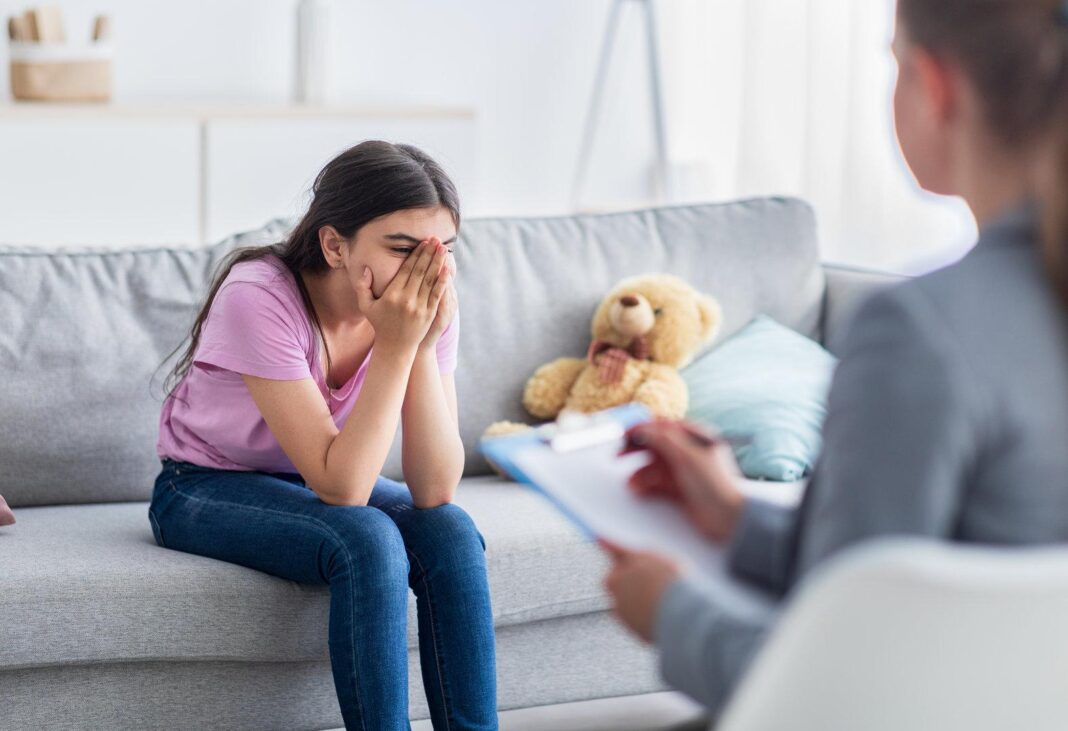 kein-platz-in-der-jugendpsychiatrie:-„was,-wenn-sich-meine-tochter-etwas-antut?”