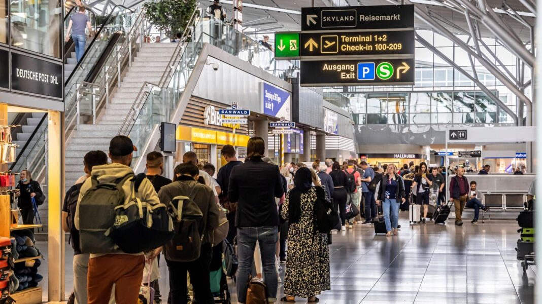 flug-verpasst,-koffer-weg:-verdi-ueber-das-flughafenchaos:-“das-system-ist-ziemlich-marode” flug-verpasst,-koffer-weg:-verdi-ueber-das-flughafenchaos:-“das-system-ist-ziemlich-marode”