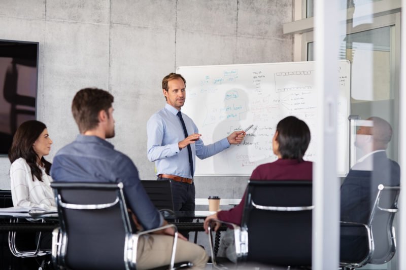 exklusive-analyse:-in-welchen-bundeslaendern-die-meisten-spitzenverdiener-mit-sechsstelligen-gehaeltern-leben exklusive-analyse:-in-welchen-bundeslaendern-die-meisten-spitzenverdiener-mit-sechsstelligen-gehaeltern-leben