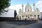 hinter-den-kulissen-des-sommerkinos-am-karlsplatz hinter-den-kulissen-des-sommerkinos-am-karlsplatz