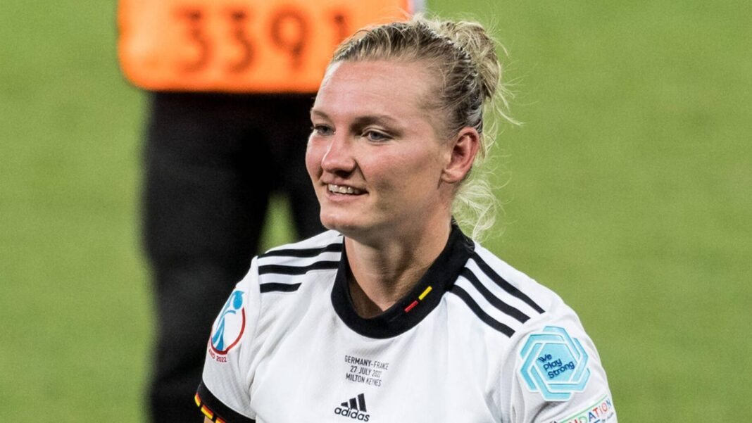 alexandra-popp:-was-sie-ueber-den-em-fussball-star-wissen-sollten