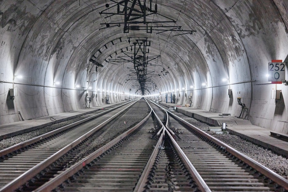 warum-kommt-die-bahn-so-oft-zu-spaet? warum-kommt-die-bahn-so-oft-zu-spaet?