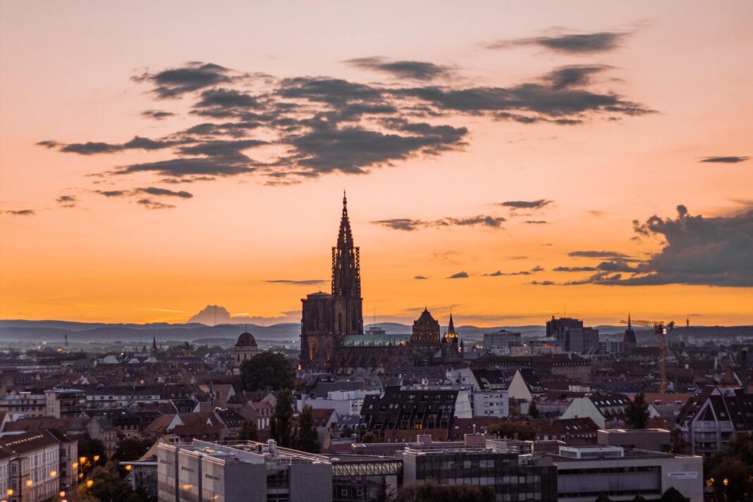 strassburg:-happy-airways-will-mit-losen-das-“kleingeld”-fuer-eine-neue-airline-verdienen strassburg:-happy-airways-will-mit-losen-das-“kleingeld”-fuer-eine-neue-airline-verdienen