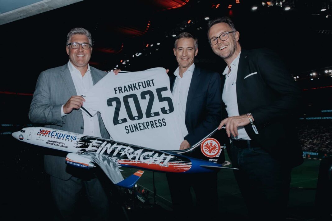 sun-express-und-eintracht-frankfurt-verlaengern-partnerschaft-um-weitere-drei-jahre sun-express-und-eintracht-frankfurt-verlaengern-partnerschaft-um-weitere-drei-jahre