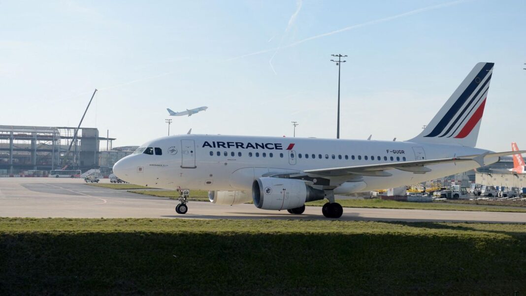 flug-von-genf-nach-paris:-nach-kampf-im-cockpit:-zwei-air-france-piloten-suspendiert flug-von-genf-nach-paris:-nach-kampf-im-cockpit:-zwei-air-france-piloten-suspendiert